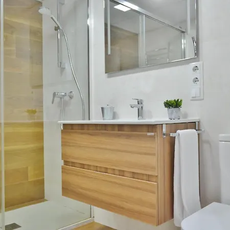 Sunshine Tejares Garden Apartment Cordoba Exterior photo